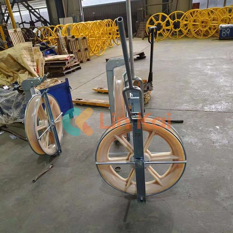 Sraigtasparnio perdavimo stygų blokai