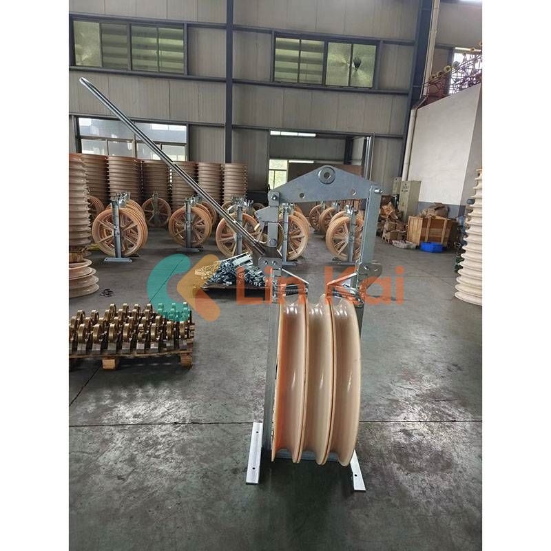 Sraigtasparnio perdavimo stygų blokai