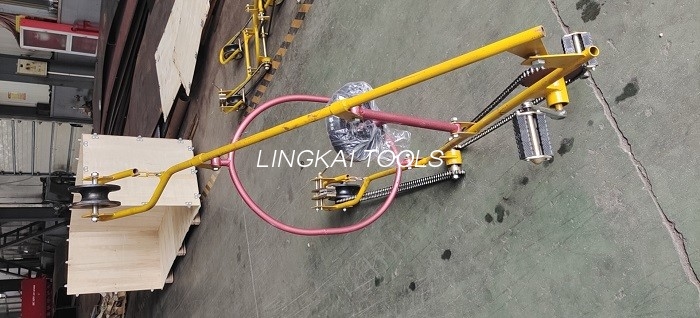 Elektrinės apžiūros oro linijos vežimėlis, skirtas vieno laido tikrinimo vežimėlio pavarų dėžės įrankiams