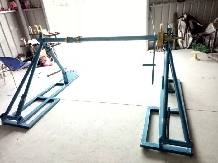 50 KN vardinės apkrovos mechaninis kabelio traukimo stovas, skirtas atlaisvinti laidą